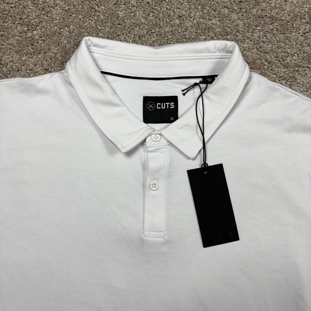 CUTS AO Polo Shirt Mens XL White Short Sleeve Curved Hem MK10012N NWT Flaw